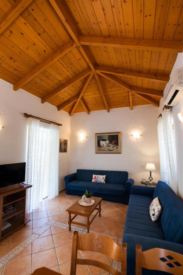 Delphinus Villas-Villa Nikitas Agios Nikitas Exterior photo